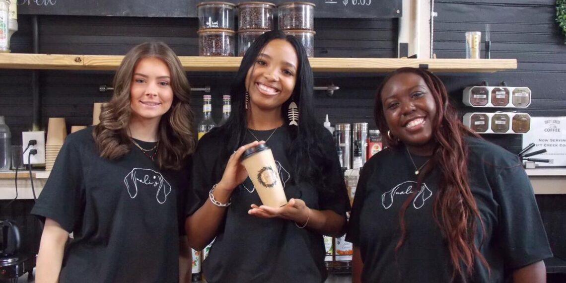 Coffee shop offers gather place for Grifton | The Standard News | reflector.com – Daily Reflector