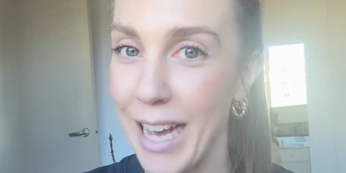 Juice bar owner hits back after fitness guru complained about paying $1.50 extra for simple change to coffee order